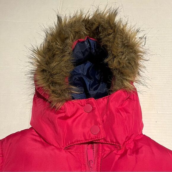 U. S. Polo Assn. Bright Pink Vest, Hooded with faux fur trim Size Small - Picture 8 of 11